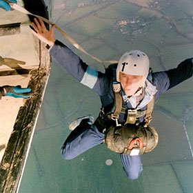 Glenn Harrold Skydive